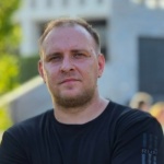 Олег Иванов